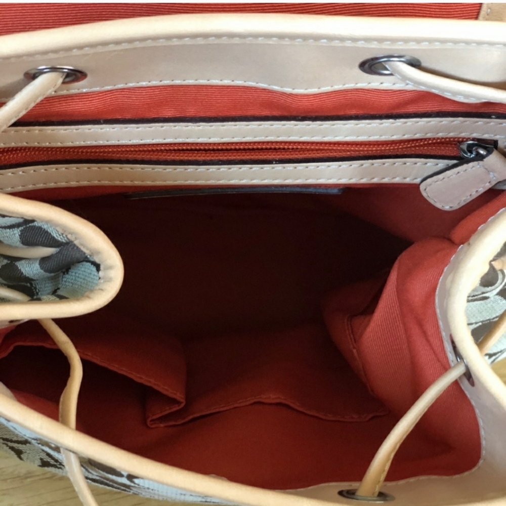 Coach Signature Small Backpack - Picture 5 of 6